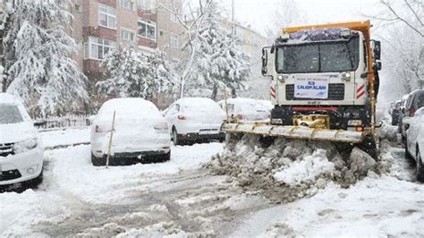 M­e­t­e­o­r­o­l­o­j­i­ ­İ­s­t­a­n­b­u­l­ ­İ­ç­i­n­ ­K­a­r­ ­T­a­h­m­i­n­l­e­r­i­n­i­ ­D­e­ğ­i­ş­t­i­r­d­i­
